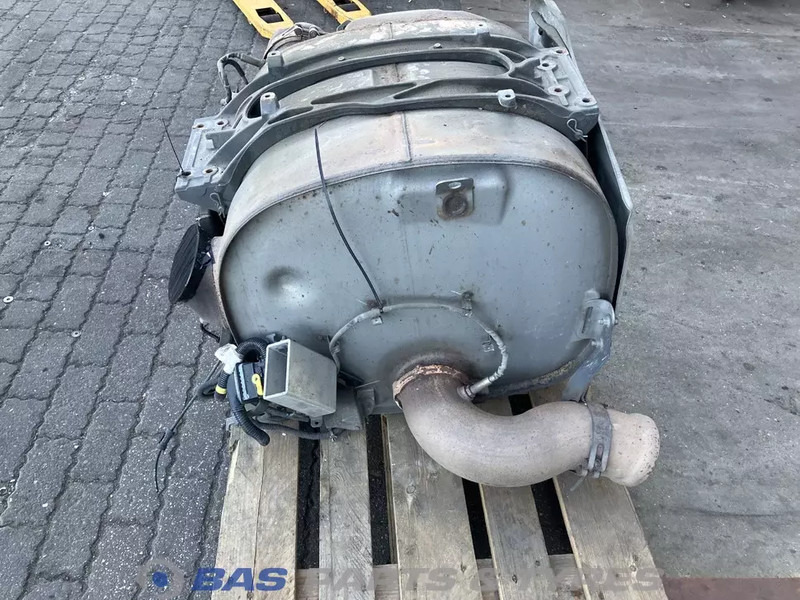 Volvo FH4 - علبة العادم - شاحنة: صورة 3 Volvo FH4 - علبة العادم - شاحنة: صورة 3