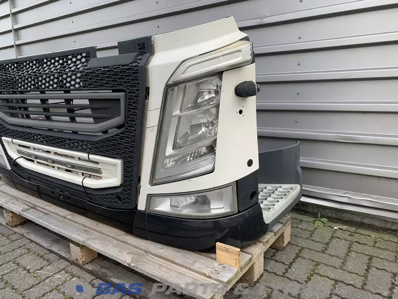 Volvo FH4 - مصد - شاحنة: صورة 2 Volvo FH4 - مصد - شاحنة: صورة 2