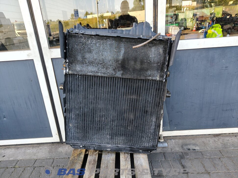 Volvo FH4 - مشعاع - شاحنة: صورة 1 Volvo FH4 - مشعاع - شاحنة: صورة 1