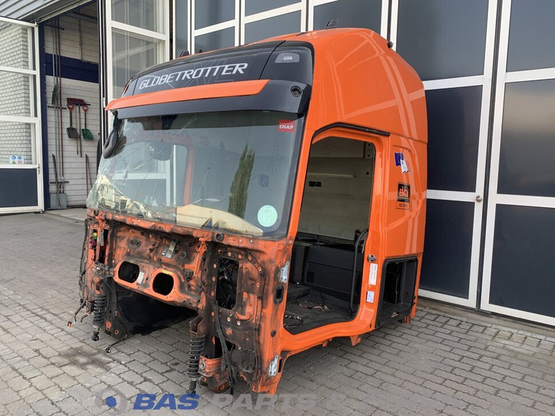 Volvo FH4 - الكابينة والداخلية - شاحنة: صورة 1 Volvo FH4 - الكابينة والداخلية - شاحنة: صورة 1
