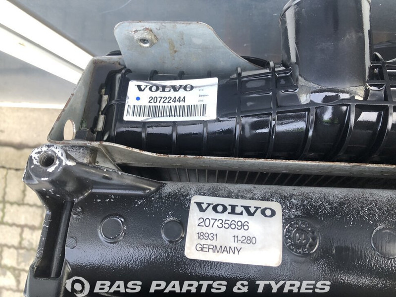 Volvo FM3 - مشعاع - شاحنة: صورة 3 Volvo FM3 - مشعاع - شاحنة: صورة 3