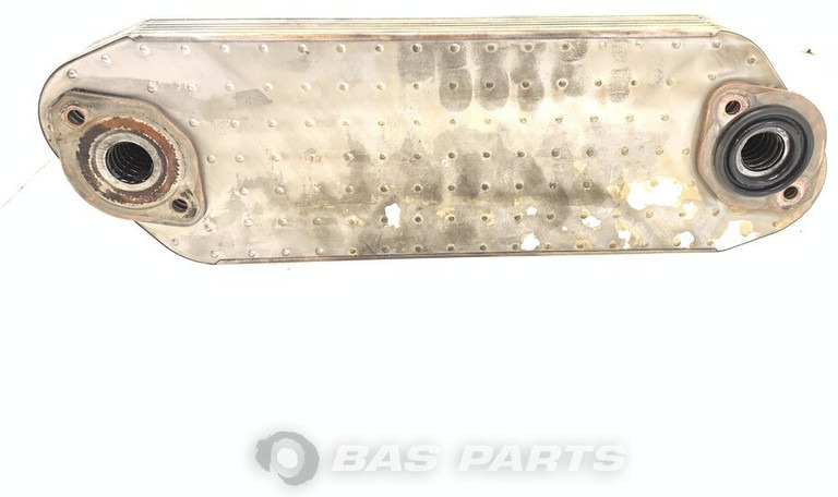 Volvo Oliekoeler Volvo 21432776 - مبرد الزيت - شاحنة: صورة 3 Volvo Oliekoeler Volvo 21432776 - مبرد الزيت - شاحنة: صورة 3