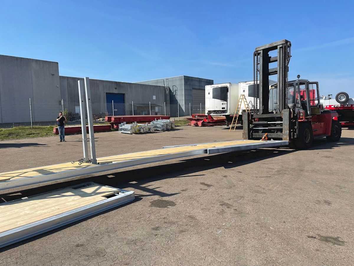 Langendorf Blueworkx Innenlader pallegaffel - نصف مقطورة: صورة 2 Langendorf Blueworkx Innenlader pallegaffel - نصف مقطورة: صورة 2