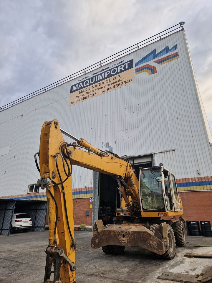 LIEBHERR A904C - حفار ذو عجلات: صورة 1 LIEBHERR A904C - حفار ذو عجلات: صورة 1