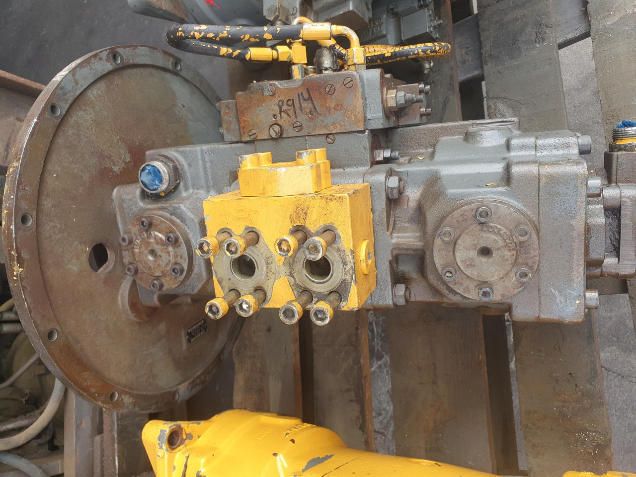 LIEBHERR LPVD100 - مضخة هيدروليكية - آلات الإنشاء: صورة 2 LIEBHERR LPVD100 - مضخة هيدروليكية - آلات الإنشاء: صورة 2