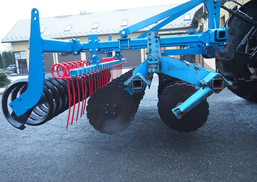 Brona talerzowa Rabe Werk RABE WERK Fielo biro 3000 2006 Brona talerzowa RABE - مسفلة قرصية: صورة 5 Brona talerzowa Rabe Werk RABE WERK Fielo biro 3000 2006 Brona talerzowa RABE - مسفلة قرصية: صورة 5