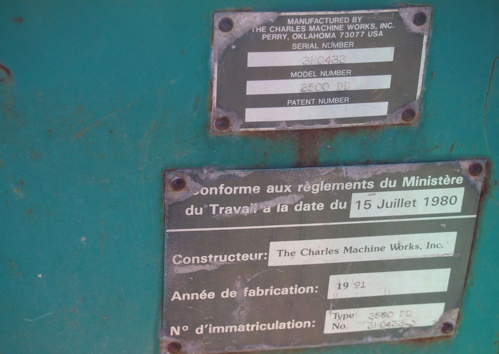 Ciągnik DITCH WITCH 3500DD 1991 DITCH WITCH 3500 DD - حفار خنادق: صورة 5 Ciągnik DITCH WITCH 3500DD 1991 DITCH WITCH 3500 DD - حفار خنادق: صورة 5