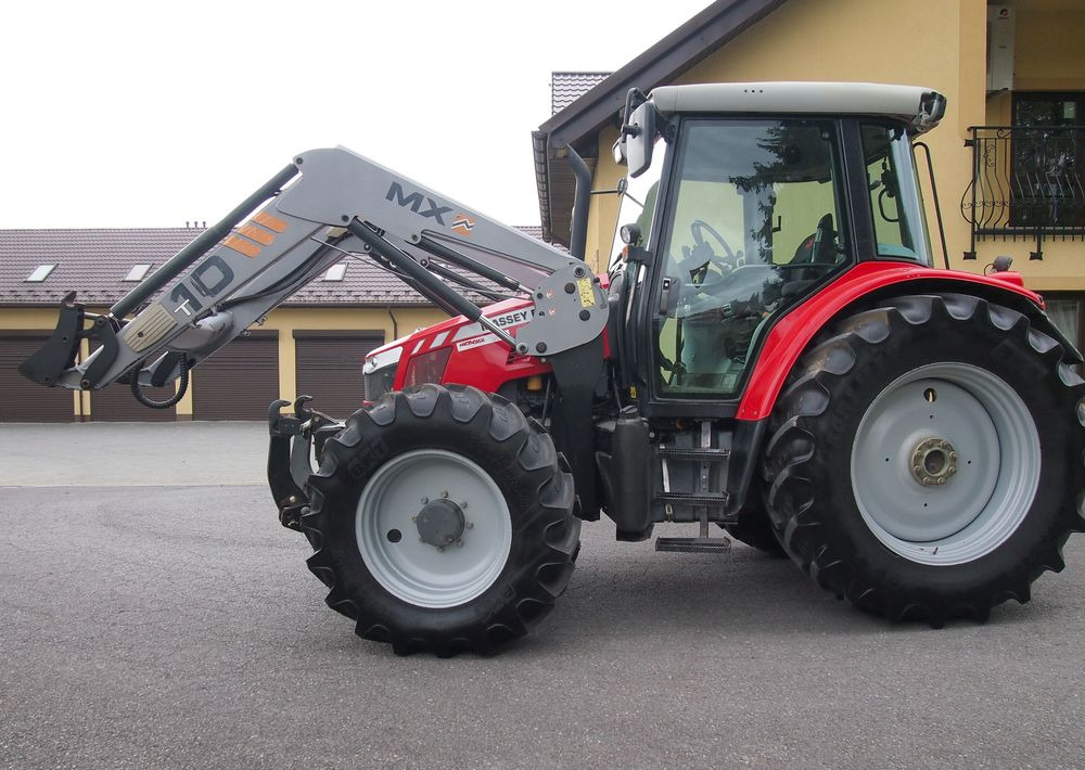Ciągnik Massey Ferguson MF 6455 Dyna6 2013 Ciągnik rolniczy Massey Ferguson z Ładowaczem i TUZ-em - جرار: صورة 3 Ciągnik Massey Ferguson MF 6455 Dyna6 2013 Ciągnik rolniczy Massey Ferguson z Ładowaczem i TUZ-em - جرار: صورة 3