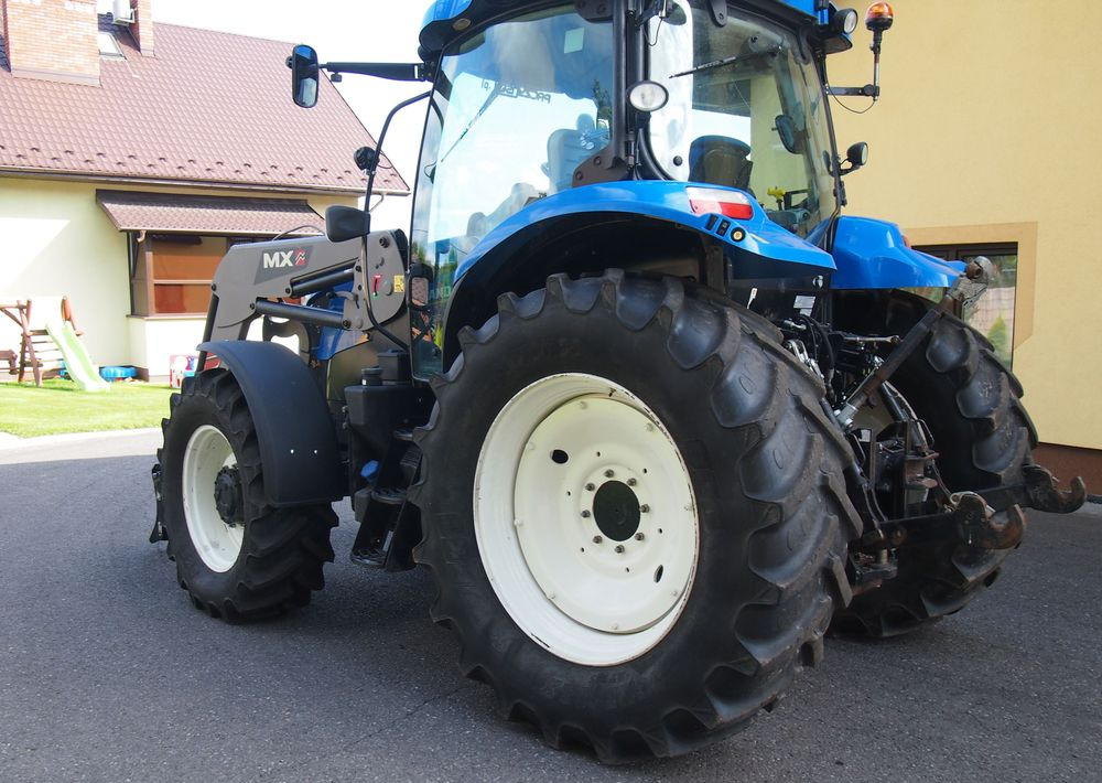 Ciągnik New Holland NH T6.140 2016 New Holland z Ładowaczem czołowym TUR - جرار: صورة 4 Ciągnik New Holland NH T6.140 2016 New Holland z Ładowaczem czołowym TUR - جرار: صورة 4