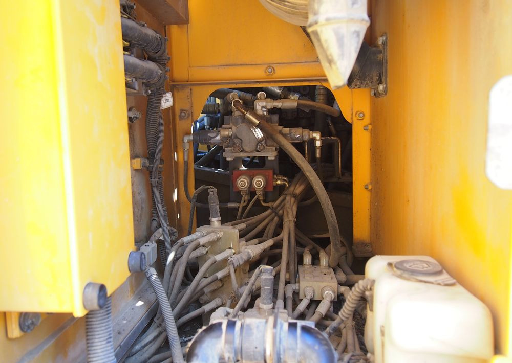 Koparka gąsienicowa Volvo EC180CL 2008 KOPARKA VOLVO - حفار زاحف: صورة 5 Koparka gąsienicowa Volvo EC180CL 2008 KOPARKA VOLVO - حفار زاحف: صورة 5