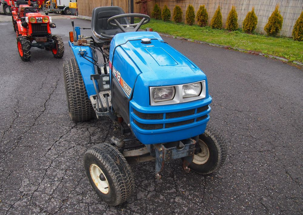 Kosiarka traktorek Iseki TMG T18 1995 hydro Diesel - جزازة عشب الحدائق: صورة 5 Kosiarka traktorek Iseki TMG T18 1995 hydro Diesel - جزازة عشب الحدائق: صورة 5