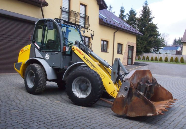 Ładowarka Wacker 346 2014 Ładowarka Kramer-Wacker 850 - اللودر بعجل: صورة 1 Ładowarka Wacker 346 2014 Ładowarka Kramer-Wacker 850 - اللودر بعجل: صورة 1