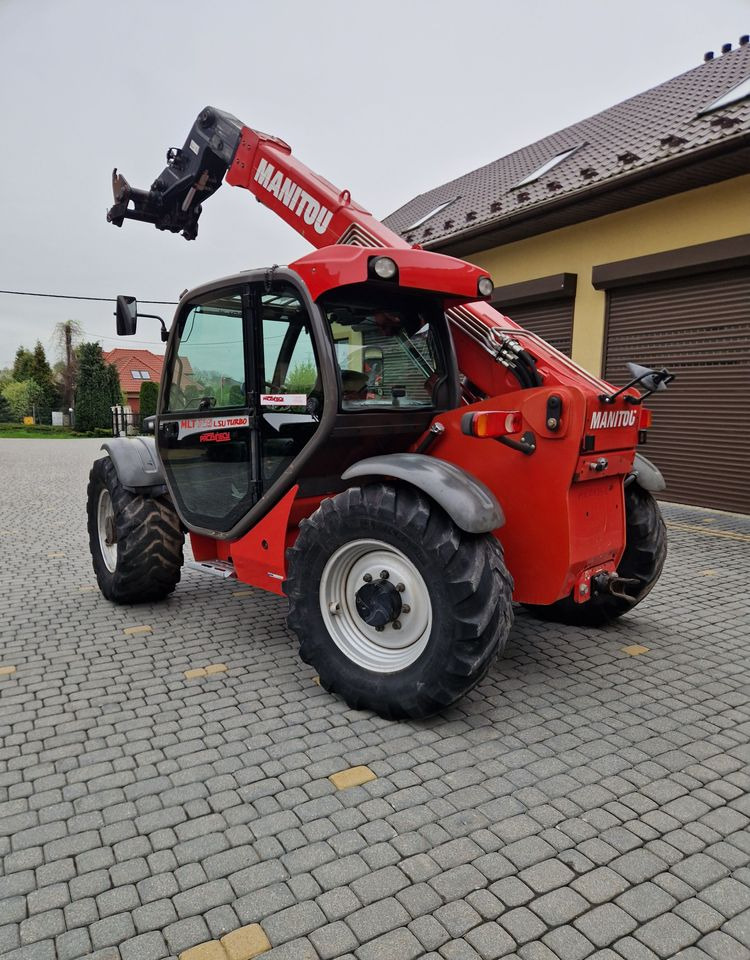 Ładowarka teleskopowa Manitou MLT 735-120 LSU 2012 Ładowarka teleskopowa Manitou MLT 735-120 LSU - آلة رفع ونقل تلسكوبية: صورة 3 Ładowarka teleskopowa Manitou MLT 735-120 LSU 2012 Ładowarka teleskopowa Manitou MLT 735-120 LSU - آلة رفع ونقل تلسكوبية: صورة 3