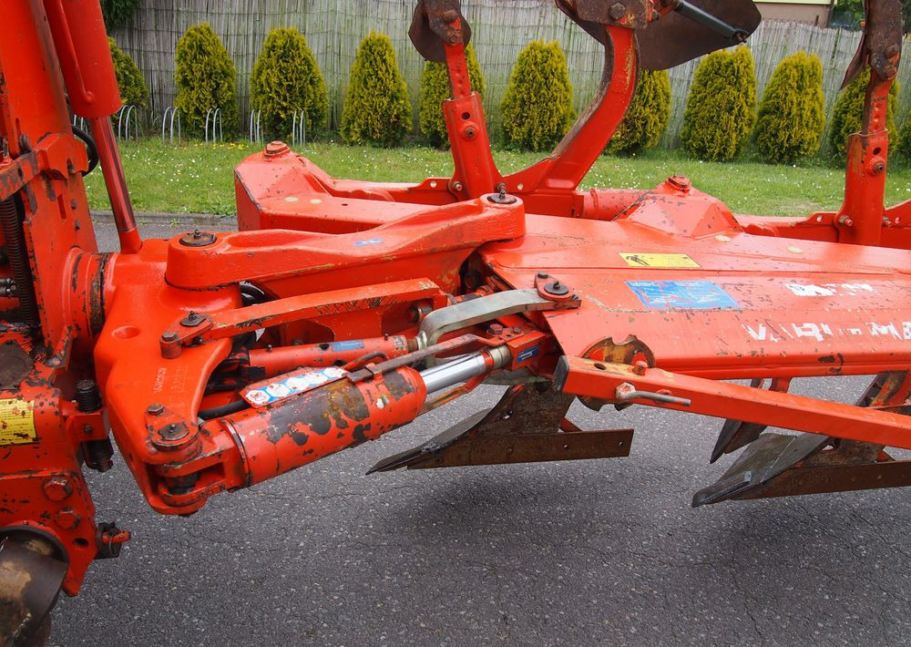 محراث Pług obrotowy Kuhn Kuhn Vari-Master 150 4+1  Pług obracany Kuhn Vari-Master 150 4+1: صورة 8