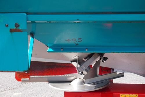 Rozsiewacz nawozów Sulky DPX GL 2000 18-24m Rozsiewacz nawozów Sulky - آلة نشر السماد: صورة 4 Rozsiewacz nawozów Sulky DPX GL 2000 18-24m Rozsiewacz nawozów Sulky - آلة نشر السماد: صورة 4