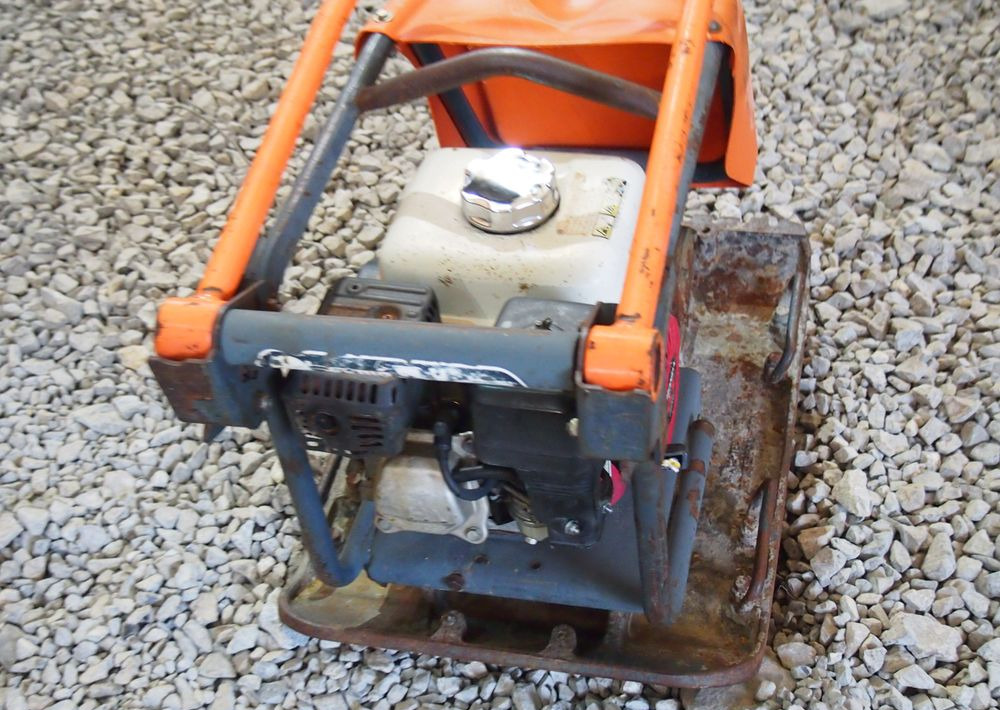 Ubijarka Belle PC5000E 2009 Zagęszczarka ubijarka Bella - صفيحة هزازة: صورة 3 Ubijarka Belle PC5000E 2009 Zagęszczarka ubijarka Bella - صفيحة هزازة: صورة 3