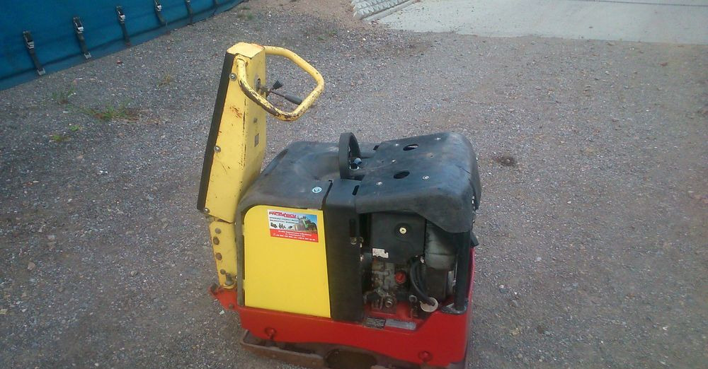 Ubijarka Dynapac LH 300 2006 - صفيحة هزازة: صورة 2 Ubijarka Dynapac LH 300 2006 - صفيحة هزازة: صورة 2