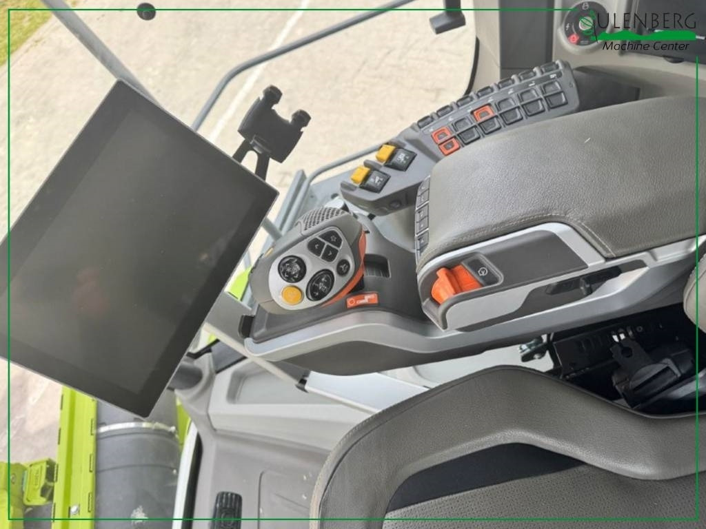 حصادة Claas Lexion 8900 TT: صورة 13
