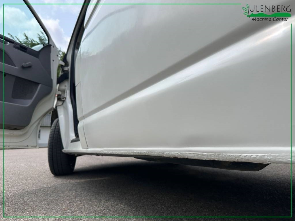 Volkswagen Transporter - فان: صورة 5 Volkswagen Transporter - فان: صورة 5