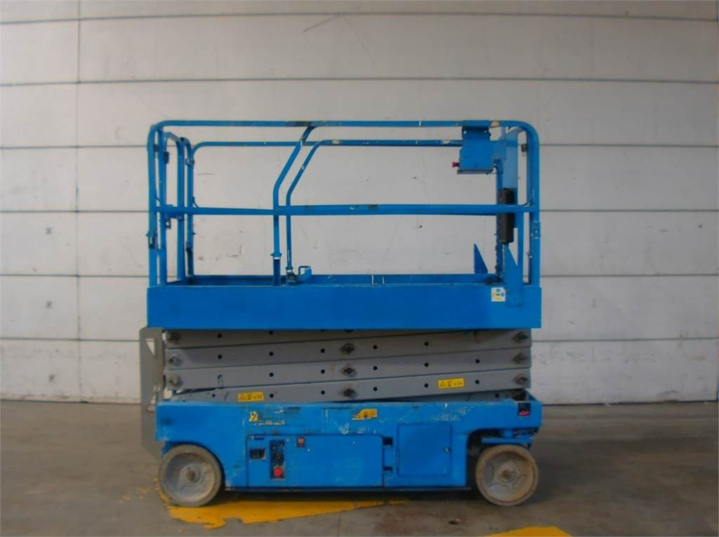 Genie GS2646  - مرفاع مقصي: صورة 1 Genie GS2646  - مرفاع مقصي: صورة 1