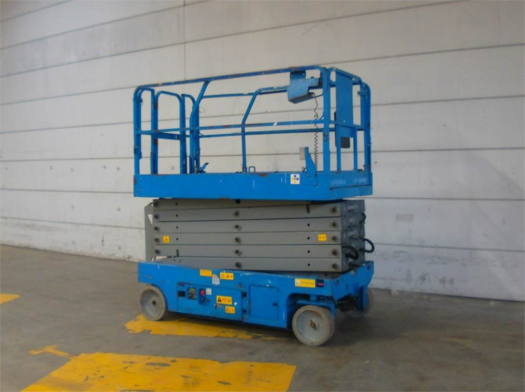 Genie GS4047  - مرفاع مقصي: صورة 3 Genie GS4047  - مرفاع مقصي: صورة 3