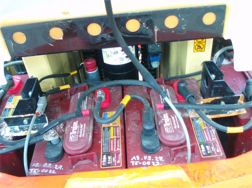 JLG Toucan 12E+ - مرفاع بصاري عمودي: صورة 5 JLG Toucan 12E+ - مرفاع بصاري عمودي: صورة 5