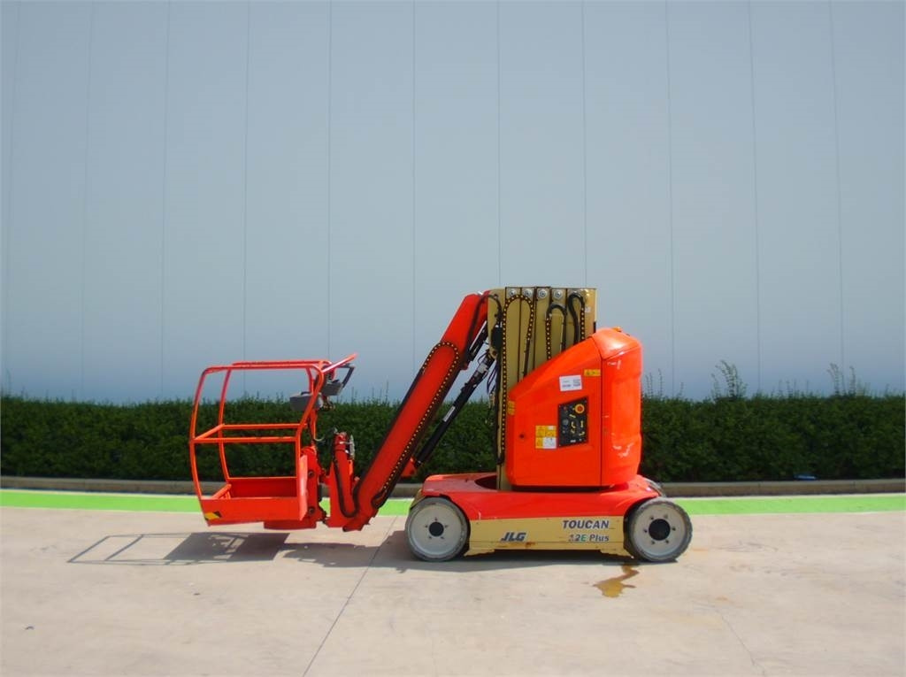 JLG Toucan 12E+ - مرفاع بصاري عمودي: صورة 1 JLG Toucan 12E+ - مرفاع بصاري عمودي: صورة 1