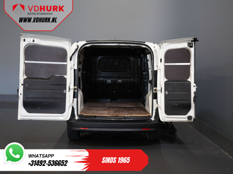 Fiat Dobló Cargo 1.3 MJ BPM VRIJ! 7x Voorraad NL Auto/ Airco/ Bluetooth/ Betimmering - فان المدمجة: صورة 5 Fiat Dobló Cargo 1.3 MJ BPM VRIJ! 7x Voorraad NL Auto/ Airco/ Bluetooth/ Betimmering - فان المدمجة: صورة 5