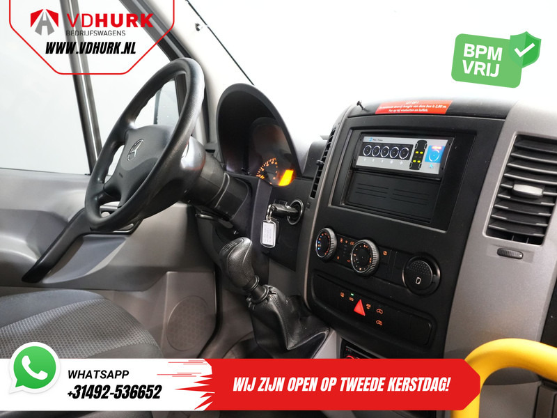Mercedes-Benz Sprinter 313 2.2 CDI L2H2 €9.922 Incl. BTW BPM VRIJ! EXPORT ONLY Combi/ 9 Persoons/ Kombi/ 9P/ Airco/ Rolstoellift - حافلة صغيرة, ميكروباص: صورة 3 Mercedes-Benz Sprinter 313 2.2 CDI L2H2 €9.922 Incl. BTW BPM VRIJ! EXPORT ONLY Combi/ 9 Persoons/ Kombi/ 9P/ Airco/ Rolstoellift - حافلة صغيرة, ميكروباص: صورة 3