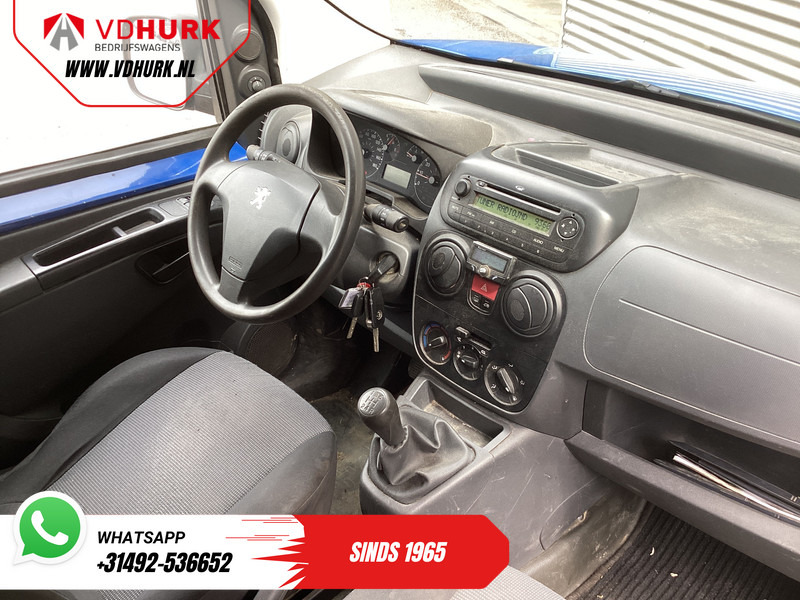 Peugeot Bipper 1.4 HDi EXPORT ONLY Rijdt prima/ Carkit/ Betimmerd/ Radio/ Trekhaak - فان المدمجة: صورة 3 Peugeot Bipper 1.4 HDi EXPORT ONLY Rijdt prima/ Carkit/ Betimmerd/ Radio/ Trekhaak - فان المدمجة: صورة 3