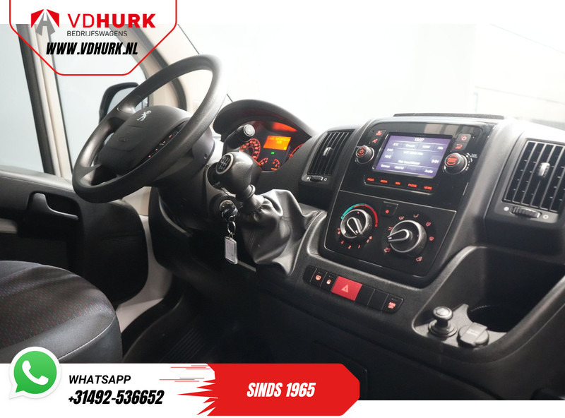 Peugeot Boxer 2.2 HDi 120 pk L2H2 BPM VRIJ! 2.5t Trekverm./ Navi/ PDC/ Cruise/ Airco - فان المدمجة: صورة 2 Peugeot Boxer 2.2 HDi 120 pk L2H2 BPM VRIJ! 2.5t Trekverm./ Navi/ PDC/ Cruise/ Airco - فان المدمجة: صورة 2