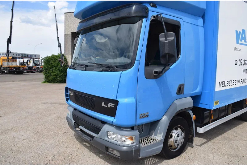 DAF LF 220 LF45 220 - شاحنة صندوقية: صورة 3 DAF LF 220 LF45 220 - شاحنة صندوقية: صورة 3