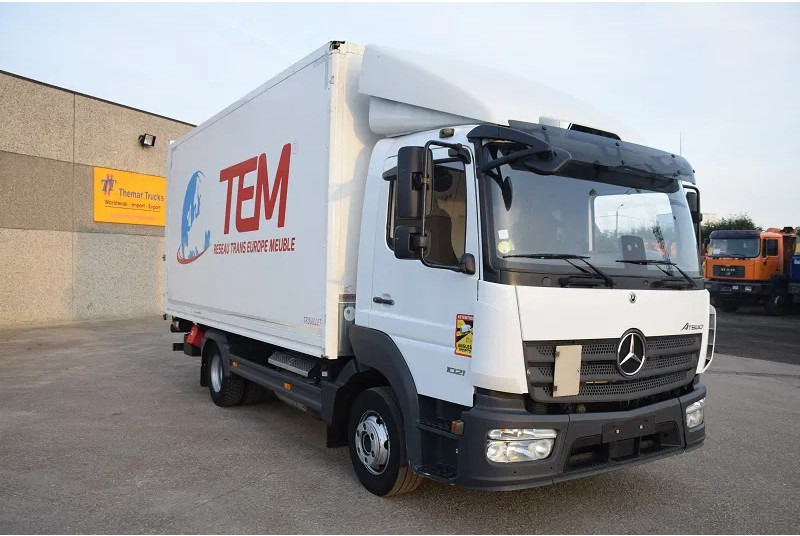 Mercedes-Benz Atego 1021 - شاحنة صندوقية: صورة 4 Mercedes-Benz Atego 1021 - شاحنة صندوقية: صورة 4
