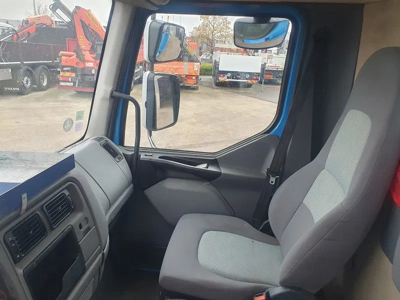 Renault DCi 220 - شاحنة كرين: صورة 5 Renault DCi 220 - شاحنة كرين: صورة 5