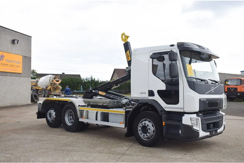 Volvo FE 320 - شاحنة برافعة خطافية: صورة 4 Volvo FE 320 - شاحنة برافعة خطافية: صورة 4