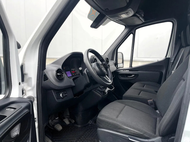 Mercedes-Benz Sprinter 315 *L3H2*Achteruitrijcamera*Attention Assist*Airconditioning*DAB-radio - فان: صورة 3 Mercedes-Benz Sprinter 315 *L3H2*Achteruitrijcamera*Attention Assist*Airconditioning*DAB-radio - فان: صورة 3