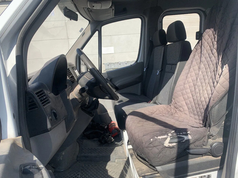 Mercedes-Benz Sprinter 316 CDI*Export*Radio - شاحنة توصيل مفتوحة, الشاحنات الصغيرة كابينة مزدوجة: صورة 5 Mercedes-Benz Sprinter 316 CDI*Export*Radio - شاحنة توصيل مفتوحة, الشاحنات الصغيرة كابينة مزدوجة: صورة 5