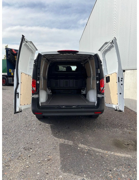 Mercedes-Benz Vito Camera*Automaat*Trekhaak*Navigatie*Airco - فان المدمجة: صورة 3 Mercedes-Benz Vito Camera*Automaat*Trekhaak*Navigatie*Airco - فان المدمجة: صورة 3