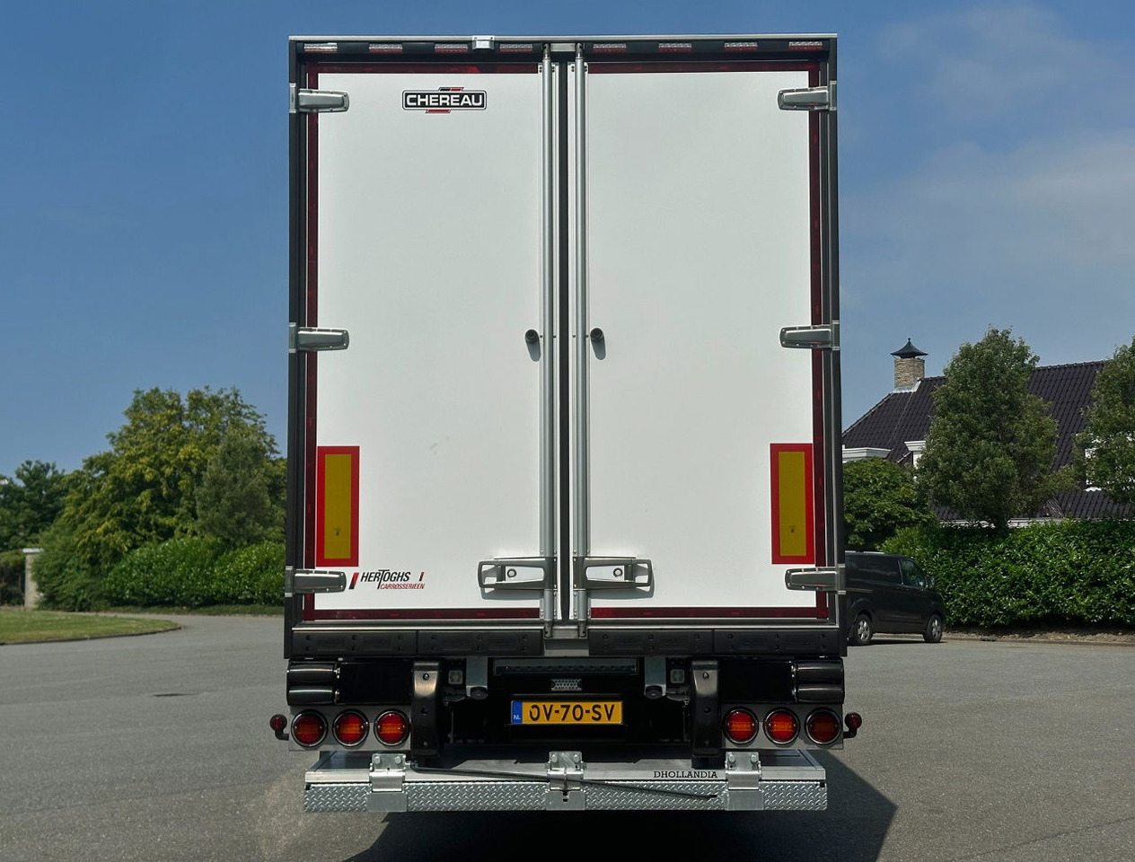 Chereau CSD3 Thermo King A-360 2.500 KG Lift 270 High 250 Wide Brand NEW - نصف مقطورة للتبريد: صورة 4 Chereau CSD3 Thermo King A-360 2.500 KG Lift 270 High 250 Wide Brand NEW - نصف مقطورة للتبريد: صورة 4