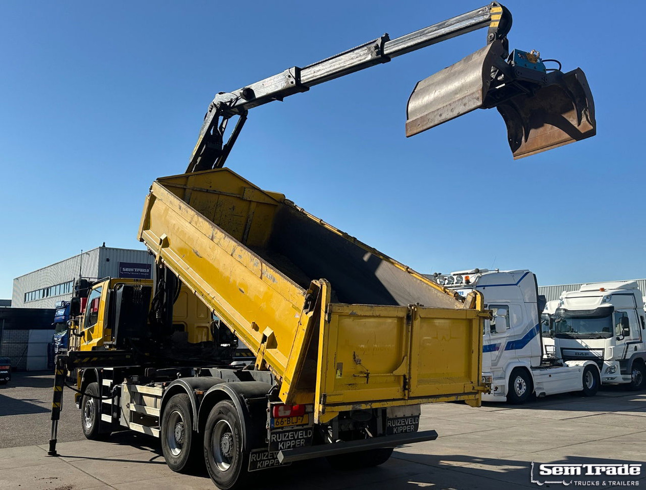 DAF CF 410 FAT 6X4 188.000 KM Palfinger 17 TON/Meter Kraan 2 Zijdige Ruizeveld K - شاحنة كرين: صورة 2 DAF CF 410 FAT 6X4 188.000 KM Palfinger 17 TON/Meter Kraan 2 Zijdige Ruizeveld K - شاحنة كرين: صورة 2