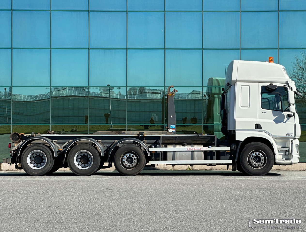 DAF CF 440 FAK 8X2 SC 30 TON VDL Haakarm Systeem Lengte 6600 MM Holland-Truck - ناقلة حاويات/ شاحنة حاويات: صورة 5 DAF CF 440 FAK 8X2 SC 30 TON VDL Haakarm Systeem Lengte 6600 MM Holland-Truck - ناقلة حاويات/ شاحنة حاويات: صورة 5