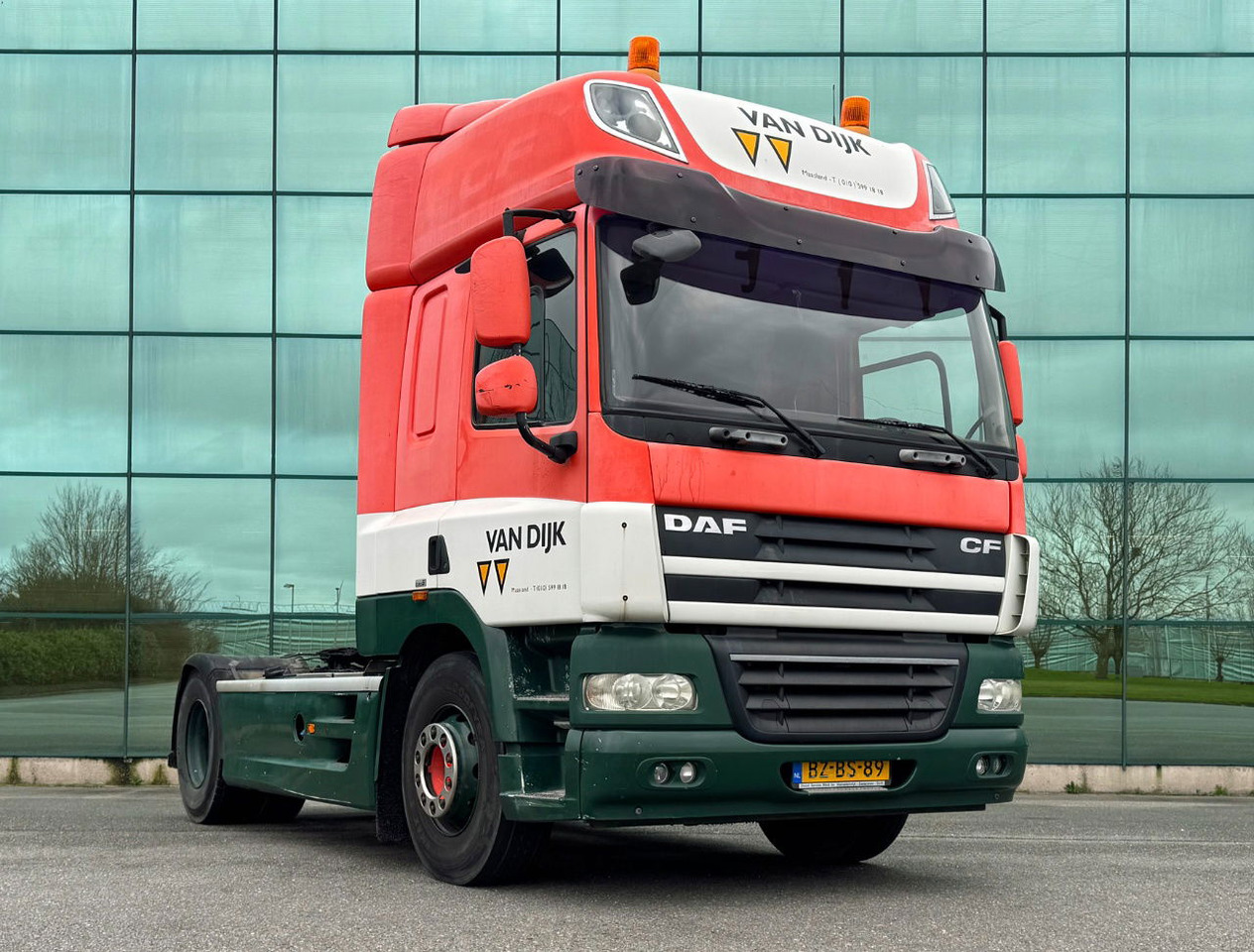 DAF CF 85.460 Only 229.800 KM Retarder - Intarder 2x Tanks Tires 90 NL Truck - مقطورة السحب: صورة 5 DAF CF 85.460 Only 229.800 KM Retarder - Intarder 2x Tanks Tires 90 NL Truck - مقطورة السحب: صورة 5