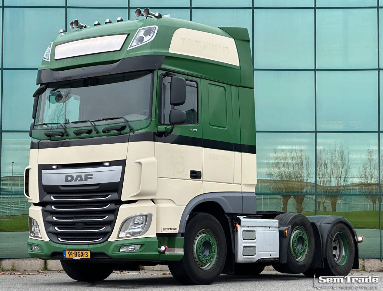 DAF XF 440 Euro 6 FTG SSC 597.000 KM Super Condition Holland-Truck 2 Similar Pie - مقطورة السحب: صورة 1 DAF XF 440 Euro 6 FTG SSC 597.000 KM Super Condition Holland-Truck 2 Similar Pie - مقطورة السحب: صورة 1