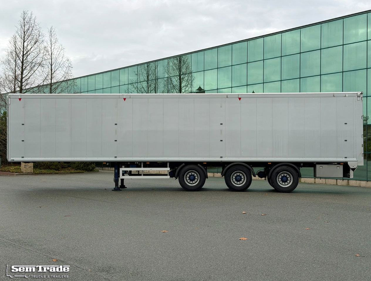 Kraker CF-X2 Walking Floor 2X Steering Axle TOP Condition Holland-Trailer - نصف مقطورة ذات أرضية سير: صورة 2 Kraker CF-X2 Walking Floor 2X Steering Axle TOP Condition Holland-Trailer - نصف مقطورة ذات أرضية سير: صورة 2