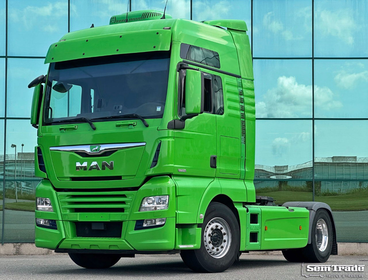 MAN TGX 18.460 Euro 6 Only 697.000 KM 2X Tanks TOP Condition BE-Truck - مقطورة السحب: صورة 1 MAN TGX 18.460 Euro 6 Only 697.000 KM 2X Tanks TOP Condition BE-Truck - مقطورة السحب: صورة 1