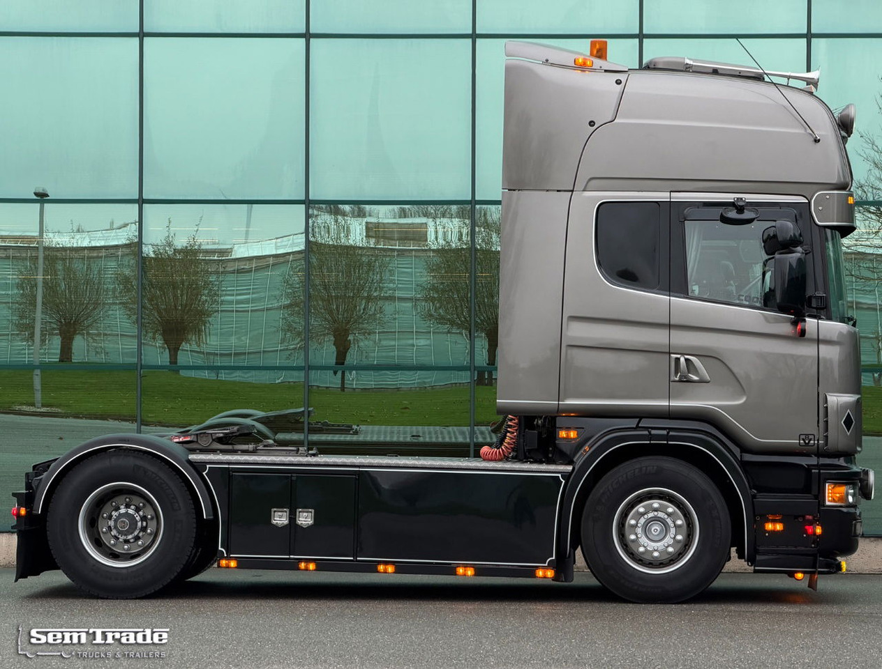 Scania R164-480 V8 King Retarder Manual Gearbox Showtruck Completely Rebuild Unique Condition - رأس تريلا: صورة 5 Scania R164-480 V8 King Retarder Manual Gearbox Showtruck Completely Rebuild Unique Condition - رأس تريلا: صورة 5