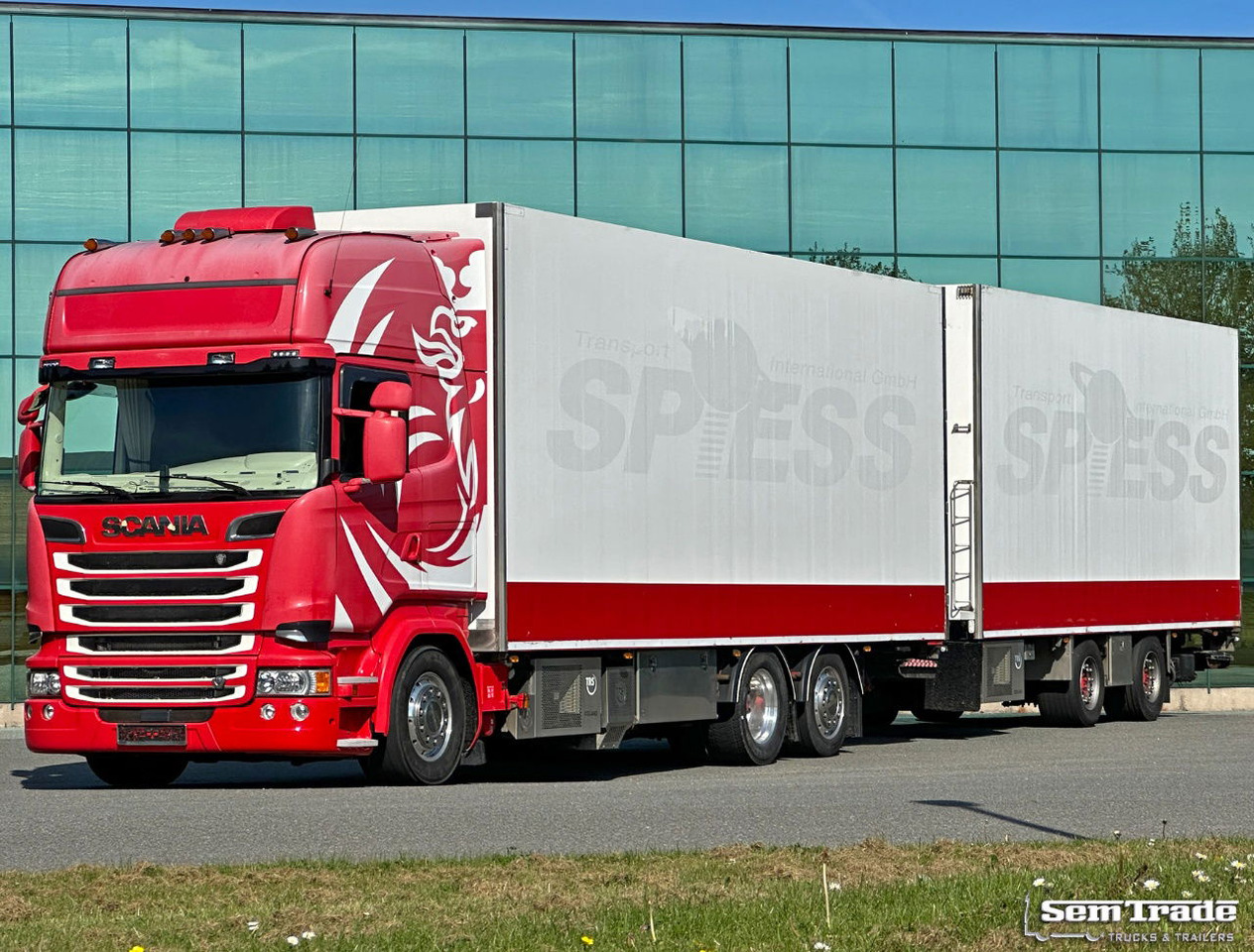 Scania R580 V8 6X2 Euro 6 Retarder Full AIR Full Options Combi - شاحنة ذات مبرد: صورة 1 Scania R580 V8 6X2 Euro 6 Retarder Full AIR Full Options Combi - شاحنة ذات مبرد: صورة 1
