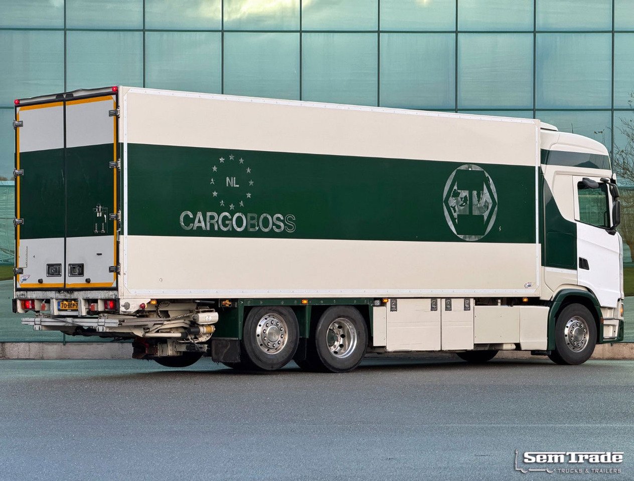 Scania S450 Full AIR Retarder VAN Beurden Isolated BOX Hydrarolls TRS Cooling NL-Truck - شاحنة ذات مبرد: صورة 4 Scania S450 Full AIR Retarder VAN Beurden Isolated BOX Hydrarolls TRS Cooling NL-Truck - شاحنة ذات مبرد: صورة 4