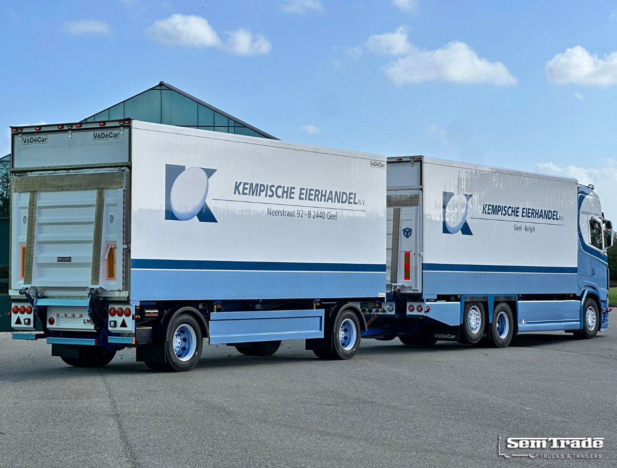 Scania S650 V8 NGS Only 193.000 KM Full Options FullY Isolated Body Special Show Truck / Combi NEW Condition - شاحنة ذات مبرد: صورة 5 Scania S650 V8 NGS Only 193.000 KM Full Options FullY Isolated Body Special Show Truck / Combi NEW Condition - شاحنة ذات مبرد: صورة 5