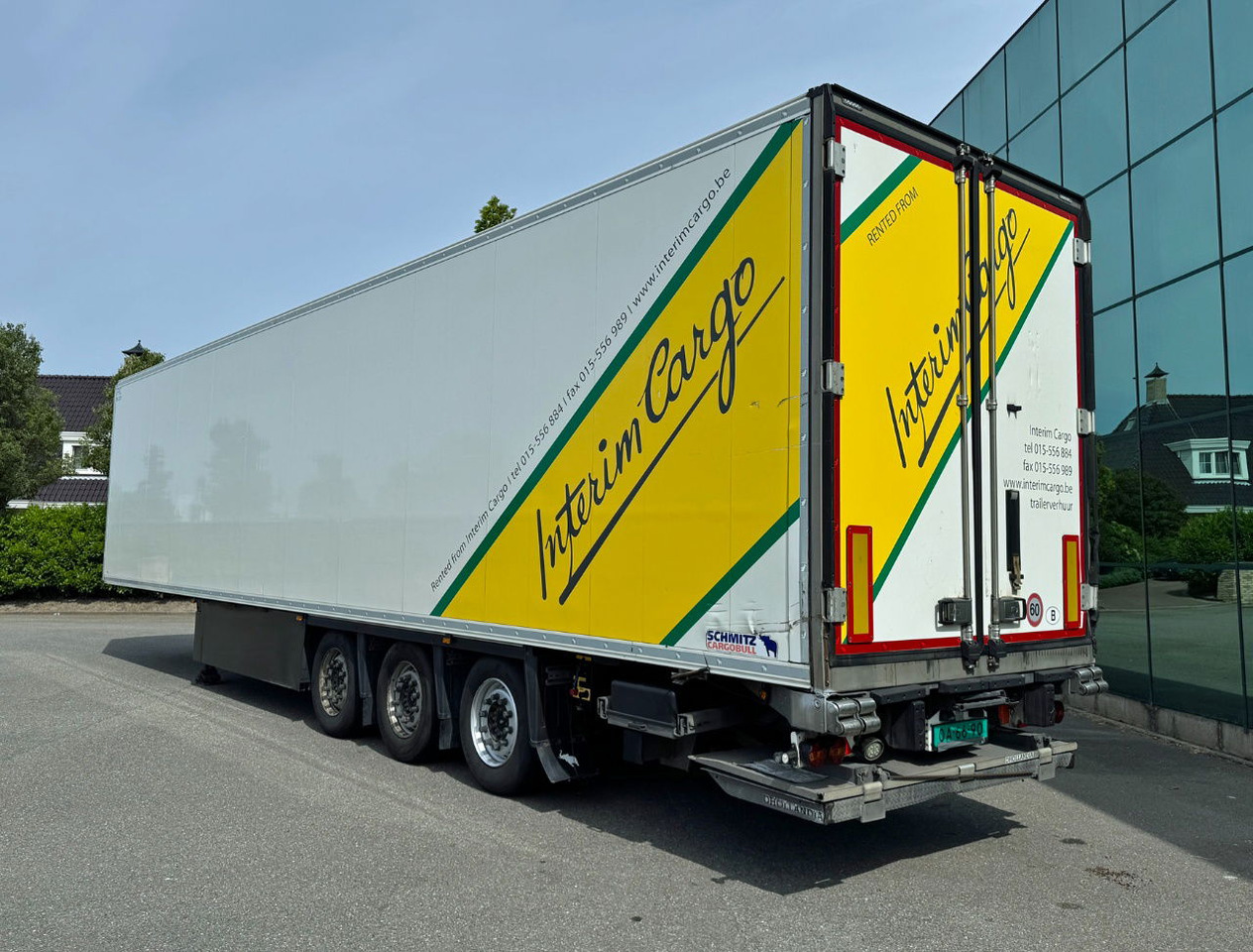 Schmitz Cargobull SCBS3B 275 CM High 250 Wide Tail Lift Carrier Vector 1550 Dopp - نصف مقطورة للتبريد: صورة 3 Schmitz Cargobull SCBS3B 275 CM High 250 Wide Tail Lift Carrier Vector 1550 Dopp - نصف مقطورة للتبريد: صورة 3